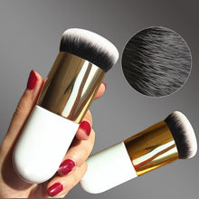 Load image into Gallery viewer, 2018 New Chubby Pier Foundation Brush Flat Cream Makeup Brushes Professional Cosmetic Make-up Brush Dropshipping
