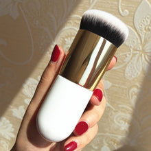Load image into Gallery viewer, 2018 New Chubby Pier Foundation Brush Flat Cream Makeup Brushes Professional Cosmetic Make-up Brush Dropshipping